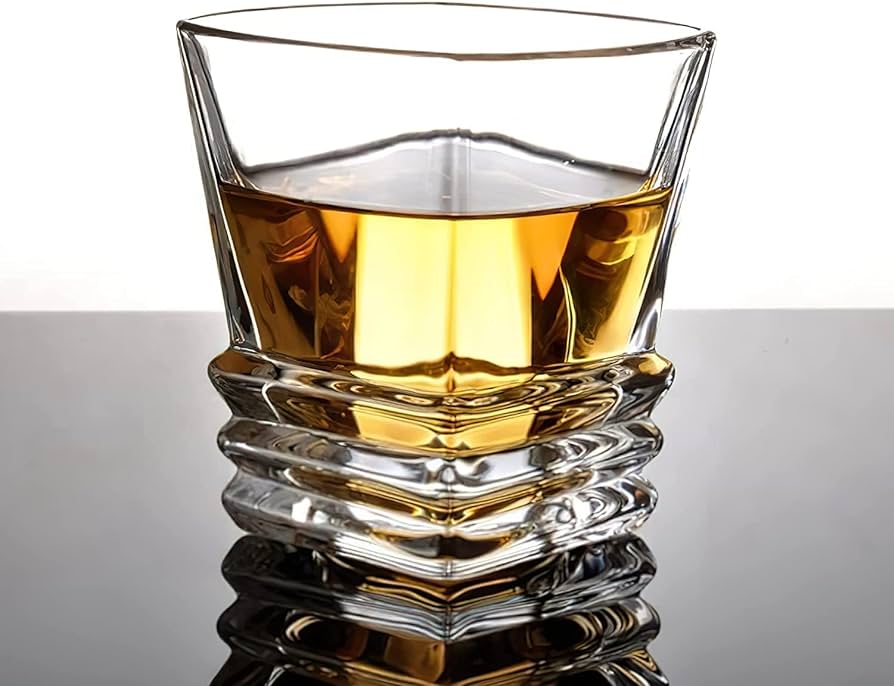 ELEGANT EDGE WHISKEY GLASS